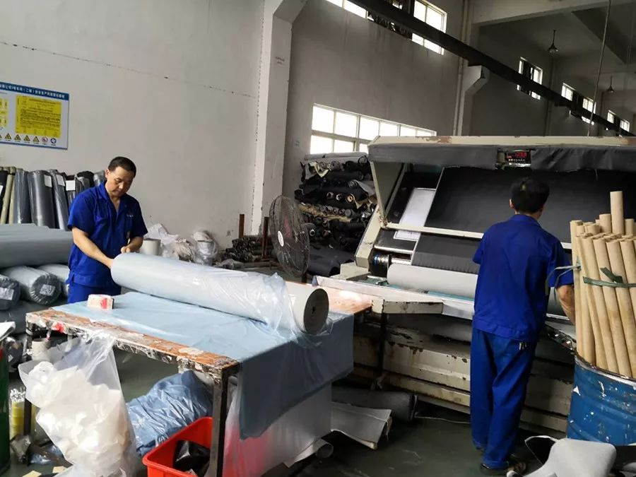 皮革車間廢氣異味用什么設備處理？